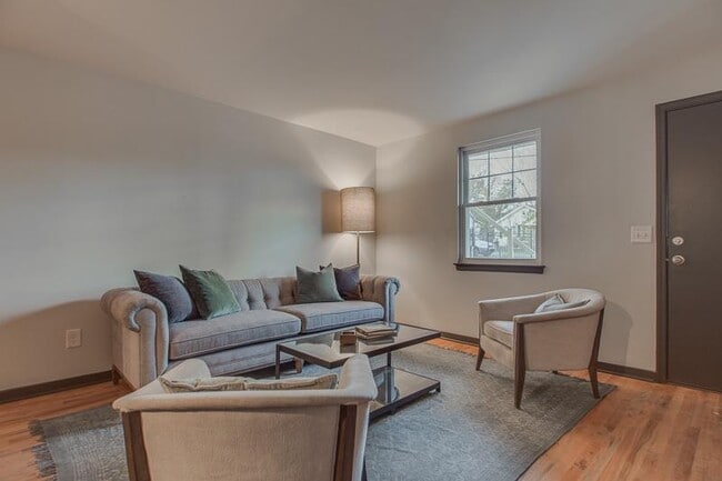 Ridgewood Apartments