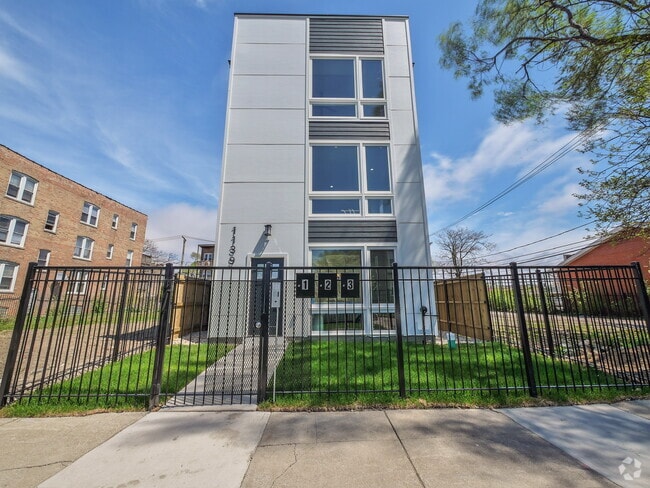 Building Photo - 1139 S Mozart St Rental