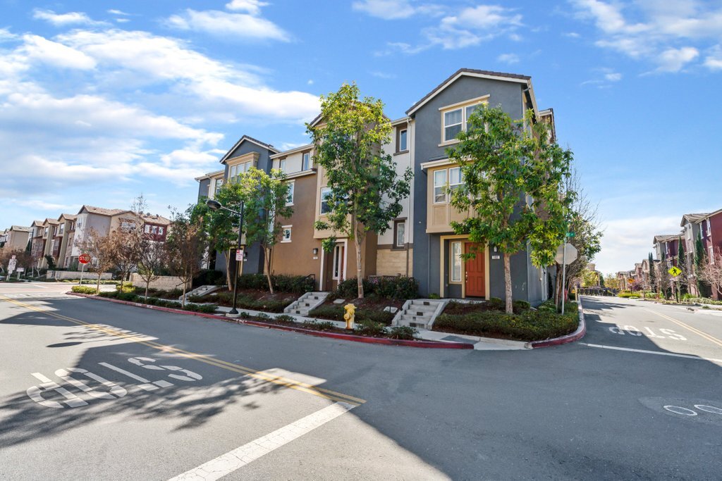 Photo - 106 Newbury St (Milpitas, CA)
