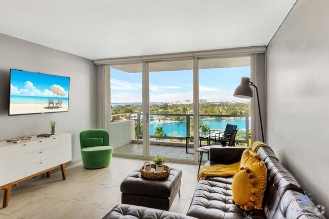 Building Photo - 5151 Collins Ave Rental