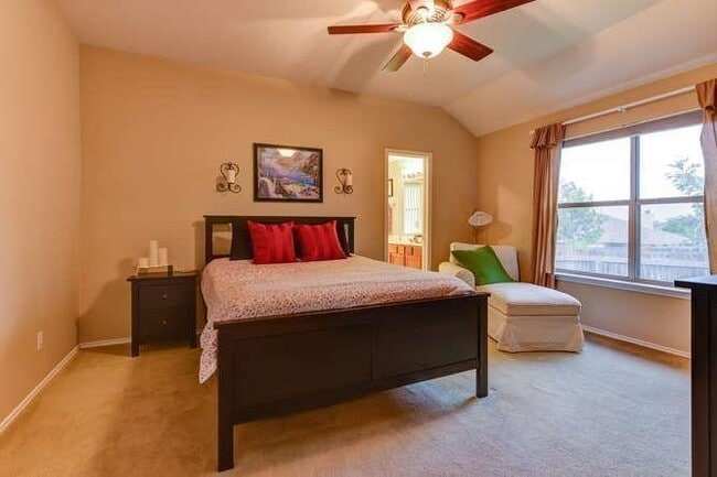 Photo - 910 Wild Petunia Way