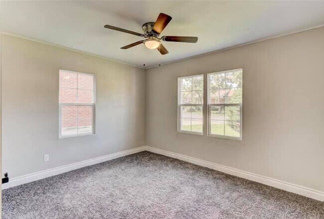 Photo - 2321 NW 33rd St Unidad 2321