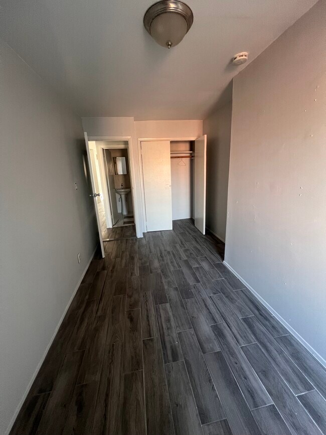 355 Jefferson Ave Apartment Unit 4 Brooklyn, NY