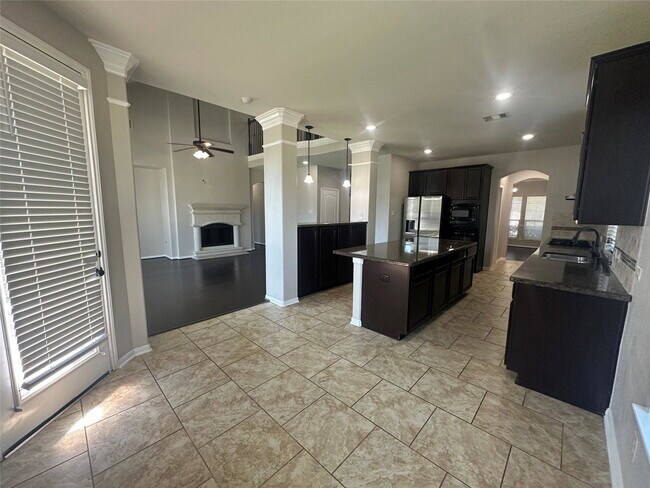 Photo - Spear Trail Court, Rosharon, TX 77583 - 4 BR 2.5 BA single-family home