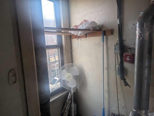 Photo - 136 Sagamore Rd Unit 2 Grant, apartment #2