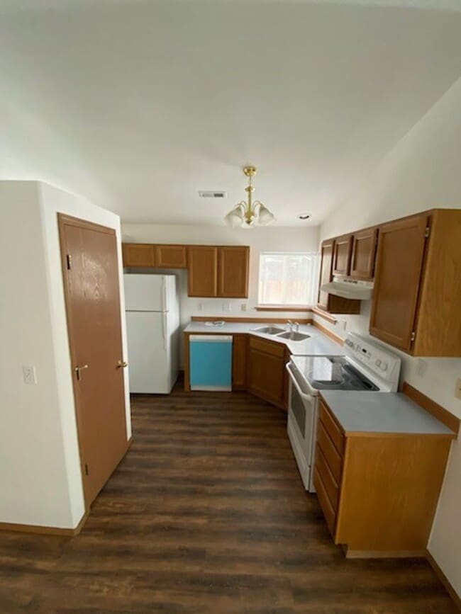 Photo - SINGLE FAMILY HOME ON MARIGOLD (APP#120)