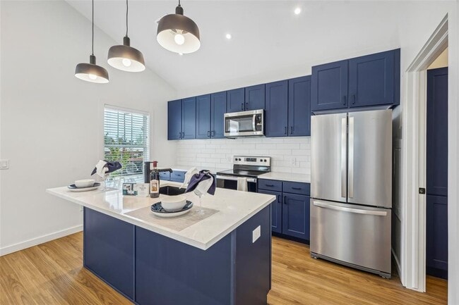 Photo - 6300 W Memorial Rd Unit 704