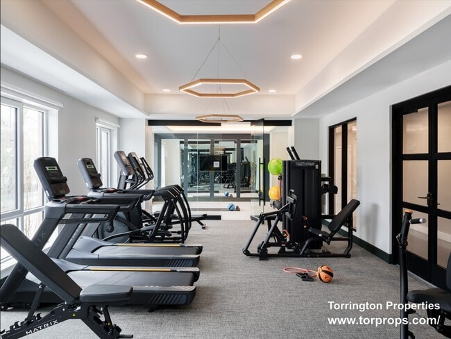 Building Photo - 289 Walk Hill St Unit 301