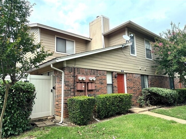 Photo - 2240 Tarpley Rd