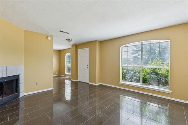 Photo - 12719 Bluffview Dr