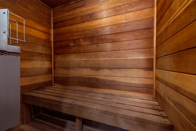 Dry Sauna - Uptown Square