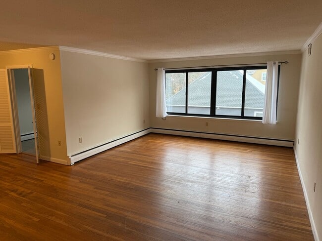 Photo - Concord Condo - Heat and Hot Water Included!