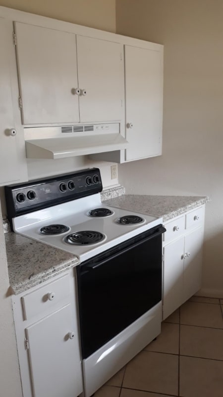 Photo - 2611 6th Ave