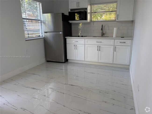 Building Photo - 214 NW 46th Ave Unit 214 Rental
