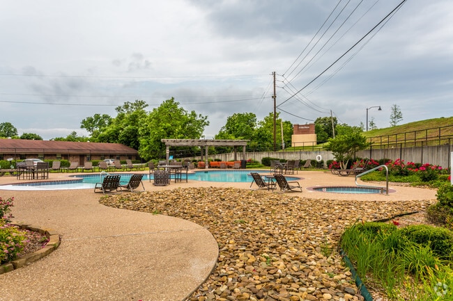 Photo - Vista Place Student Apartments