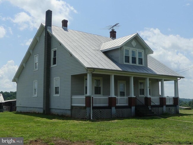 Building Photo - 792 Willis Rd Rental