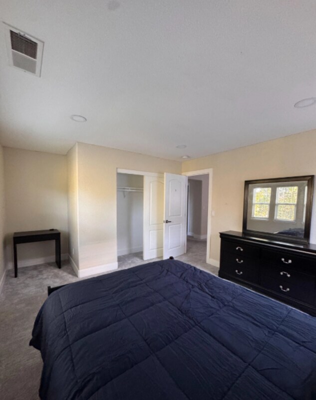 Photo - 660 Greg Thatch Cir Unidad Up 2