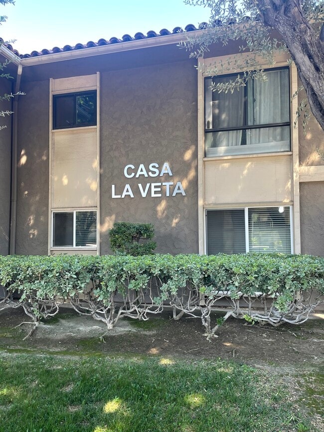 Photo - 555 S La Veta Park Cir Unidad 138