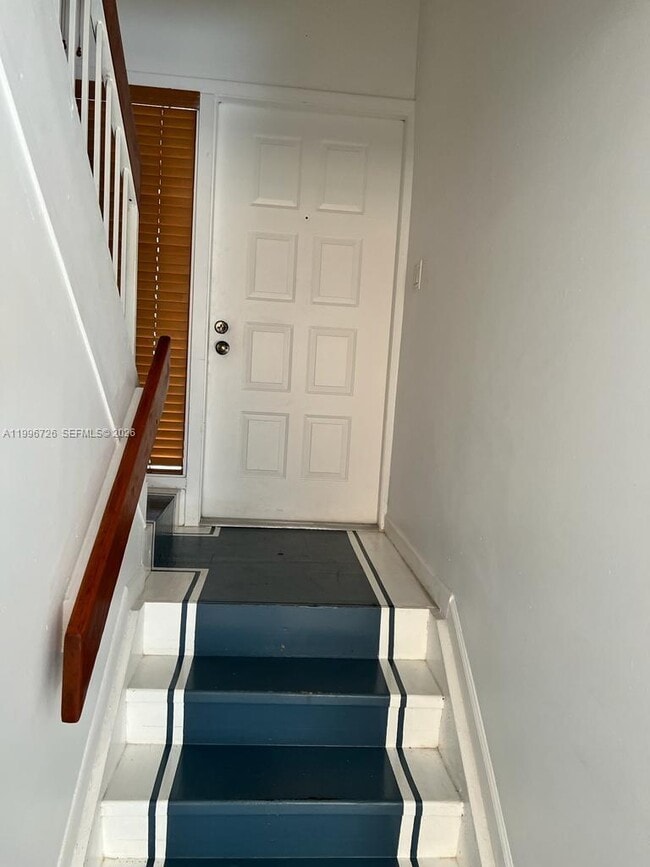 Photo - 365 NW 85th Ct