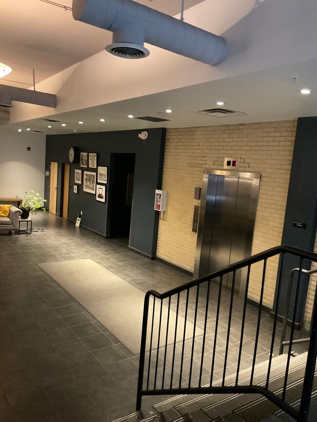 Photo - 701 Lamont St NW Unidad 10