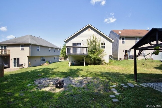 Photo - 346 Angelo Dr