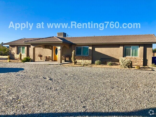 Building Photo - COMING SOON!! Beautiful Updated & Modern H... Rental