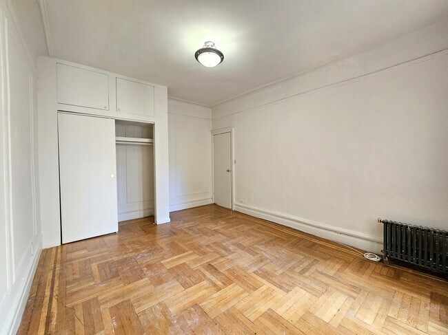 Photo - 664 W 163rd St Unidad 32