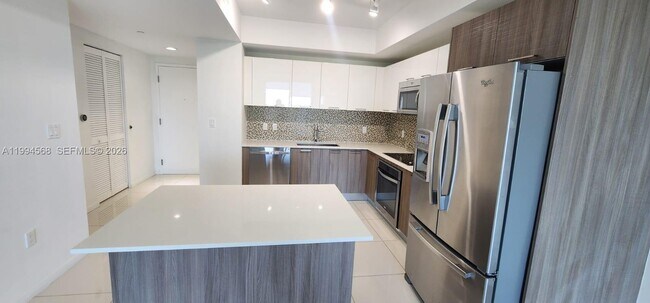 Photo - 5300 Paseo Blvd Unidad 710