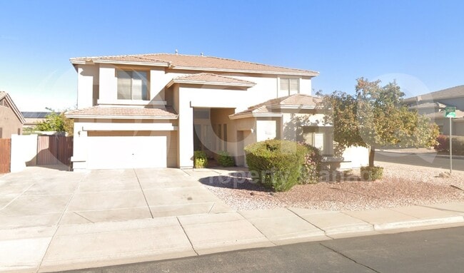 Building Photo - 9940 E Medina Ave