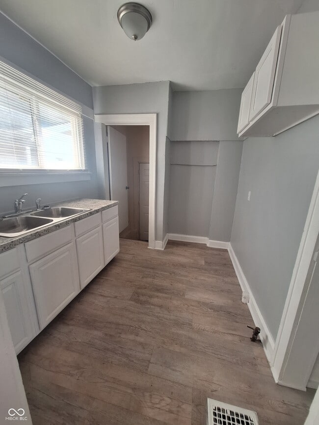 Photo - 3018 Graceland Ave