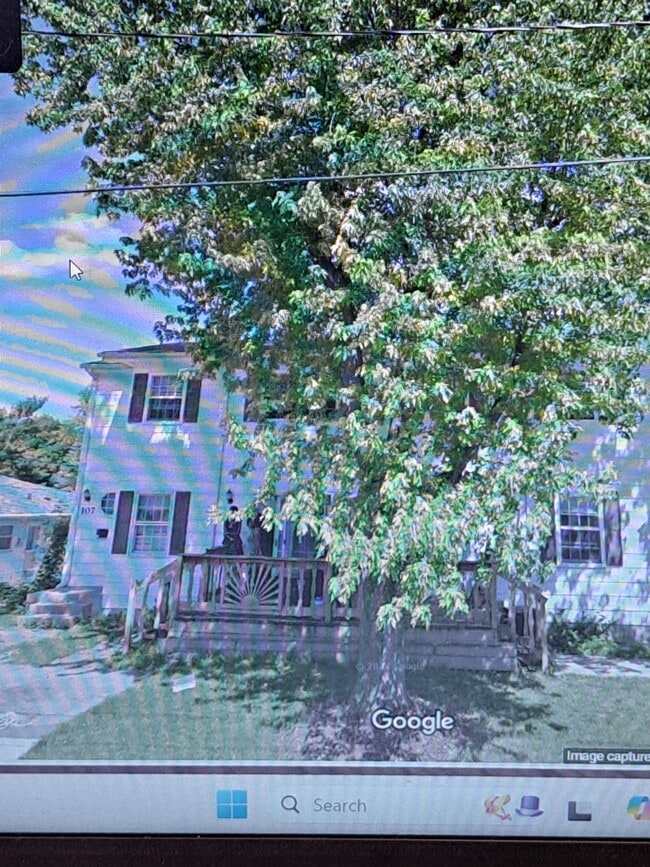 Building Photo - 107 Rethke Ave