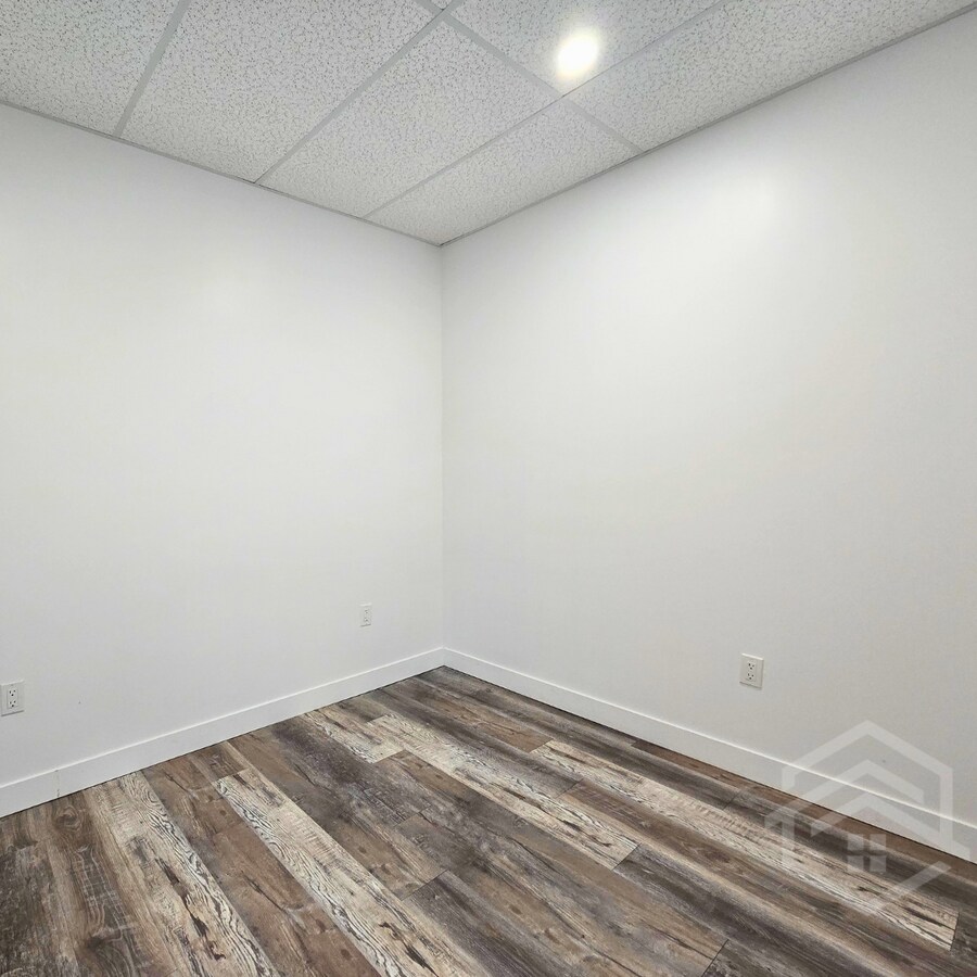 Photo - Cozy Bedroom in Courtland !! Unité B