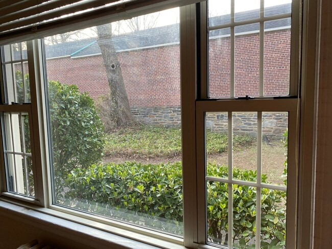 Photo - Jericho Manor Apartments