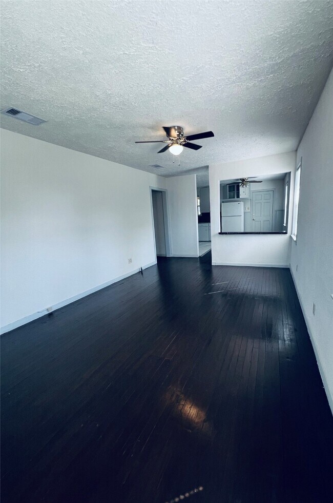 Photo - 21702 E Memorial Dr