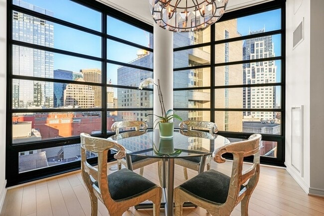 Building Photo - 580 Washington St Unit PH3 Rental
