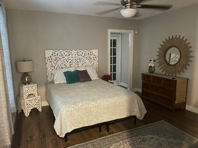 Photo - 205 W 26th Ave