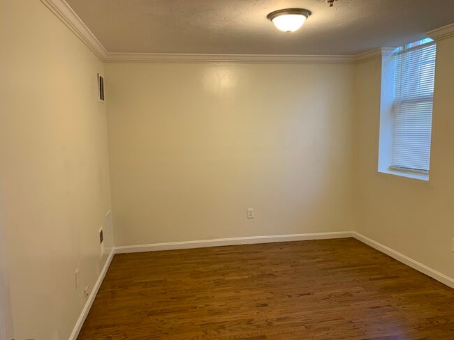 Photo - 712 Shawmut Ave