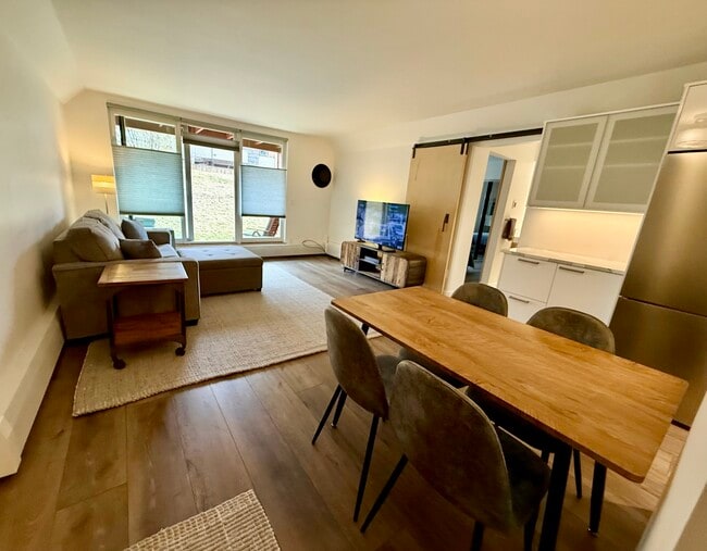 Photo - 1117 Vine St Unit Aspen