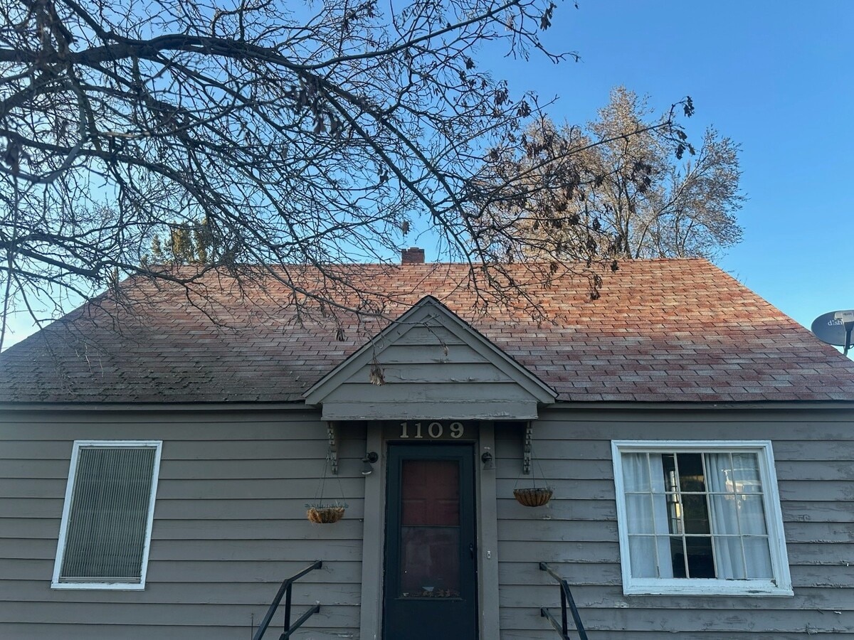 Photo - 1109 SW Goodwin Pl