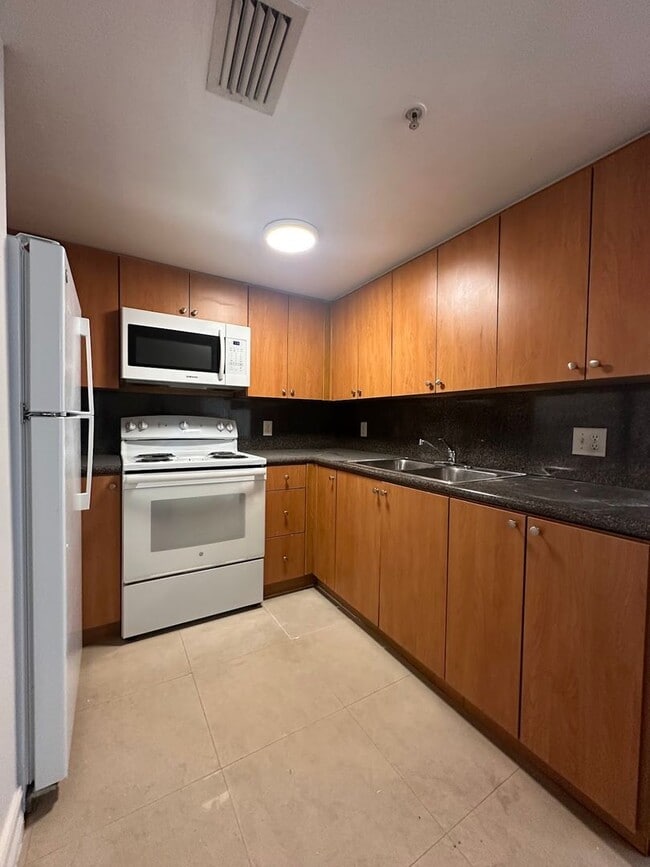Photo - Vista del Rio Apartments