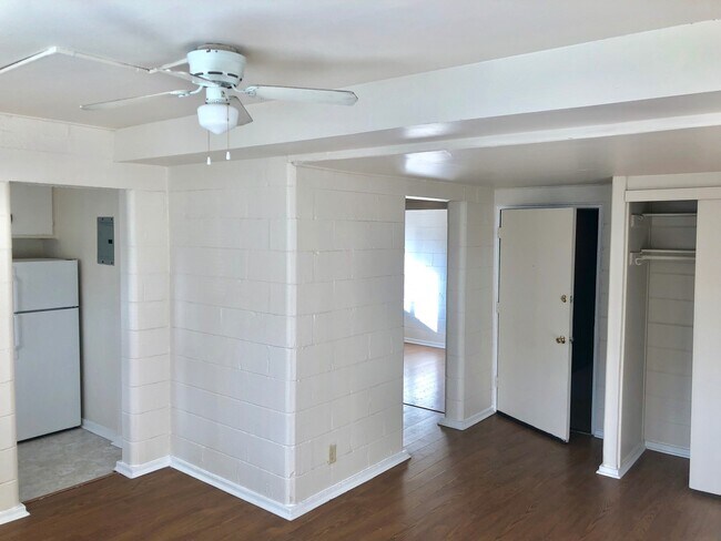 Photo - 50 - SAXONY COURT APARTMENTS