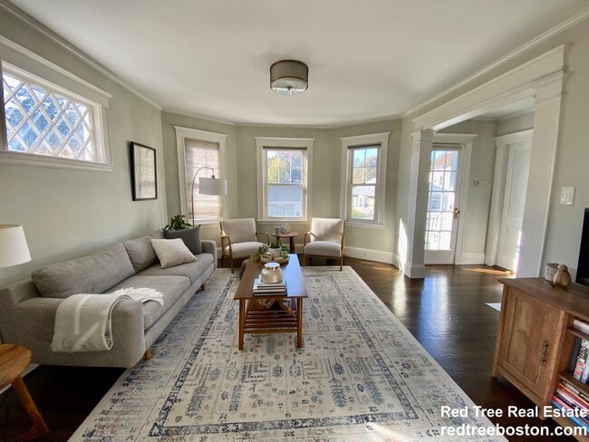Photo - 99 Farquhar St Unit 3