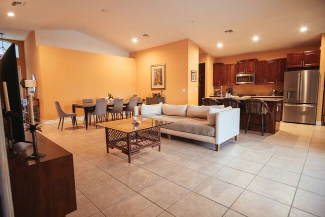 Building Photo - 3410 Seminole Ave Unit ID1294881P