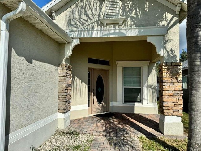 Photo - 221 Tower View Dr E