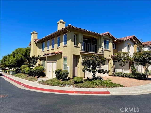 Building Photo - 1351 Isabella Way