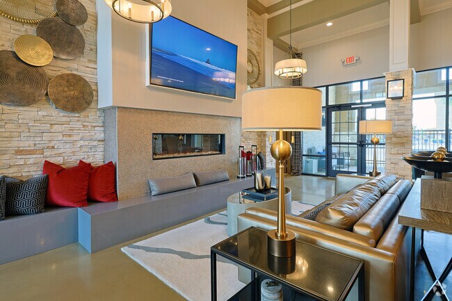 Leasing Lobby