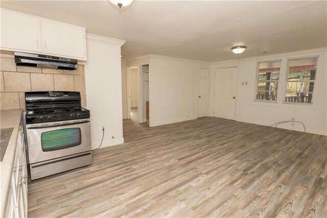 Photo - 1948 Barbara Dr