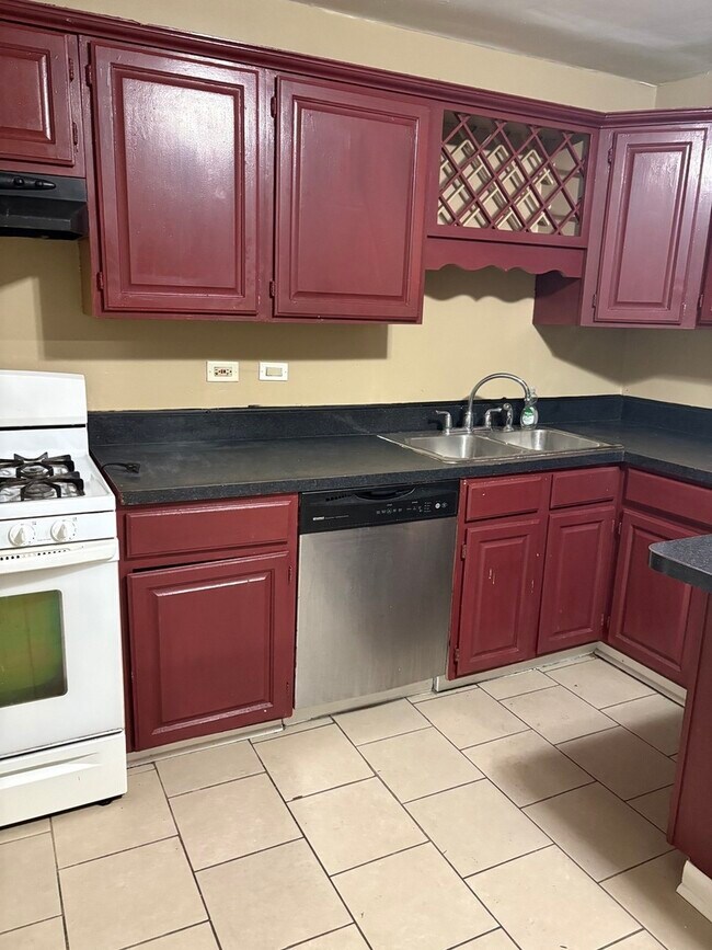 Photo - 2035 171st St