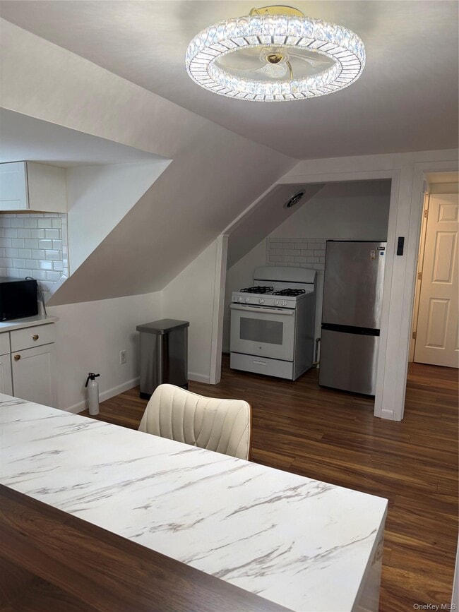 Photo - 13 Cedarwood Dr