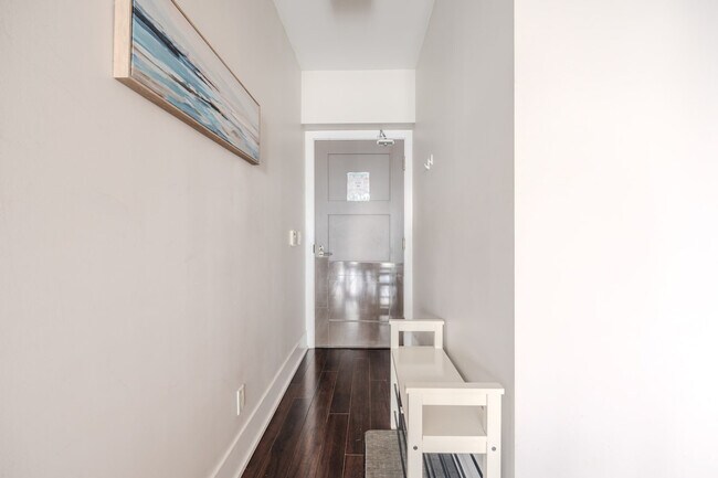 Photo - 300 Front St W Unit SI ID1537987P